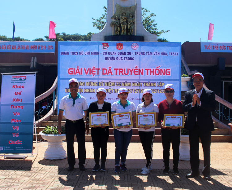 Hơn 600 vận động viên dự giải việt dã truyền thống huyện Đức Trọng