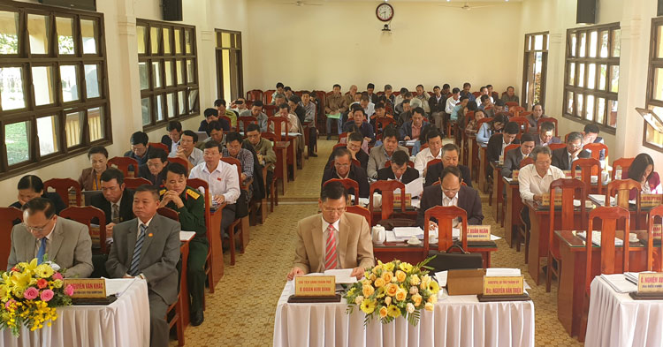 Các đại biểu tham dự kỳ họp