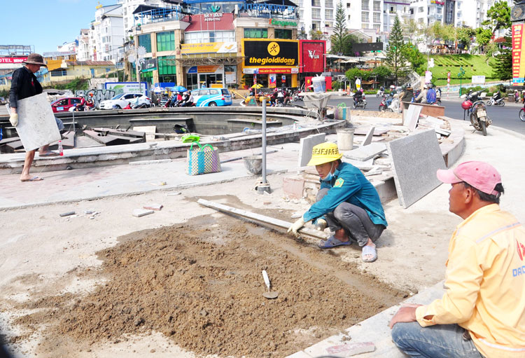 Diện mạo mới cho phố hoa Đà Lạt trước khi vào hội