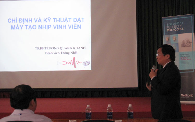 Hội thảo khoa học máy tạo nhịp tim vĩnh viễn