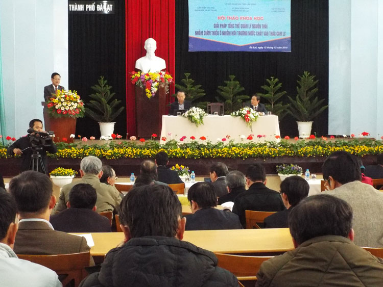 Toàn cảnh hội thảo