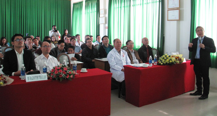 Hội thảo phẫu thuật nội soi cột sống