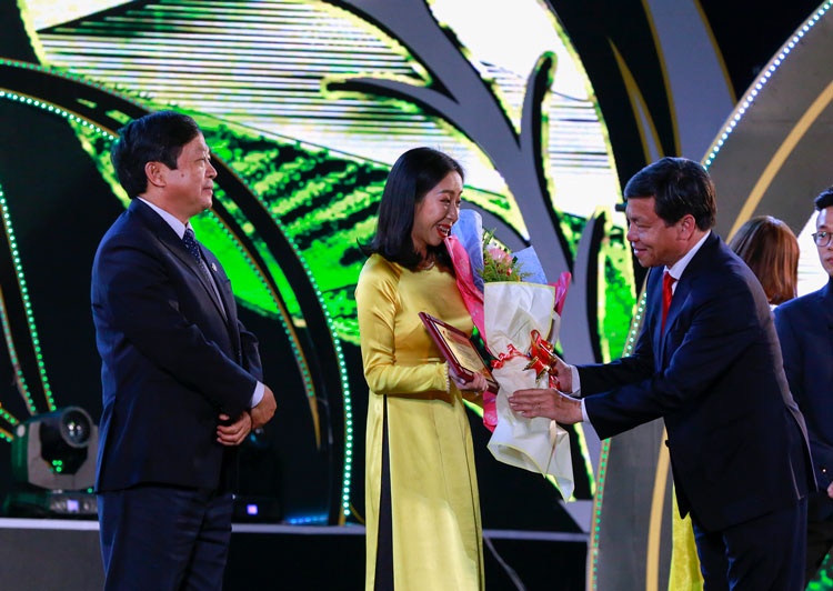 Nồng nàn và sâu lắng Đêm hội B'Lao