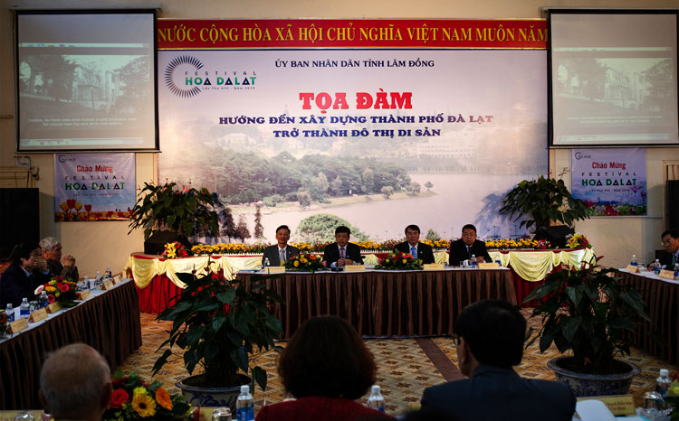 Lãnh đạo tỉnh và TP Đà Lạt chủ trì buổi tọa đàm
