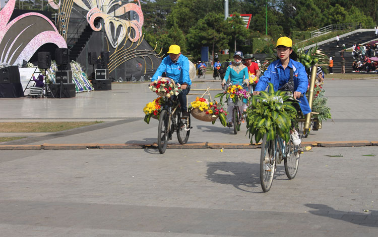 Sôi nổi ''Đêm hội đường phố''