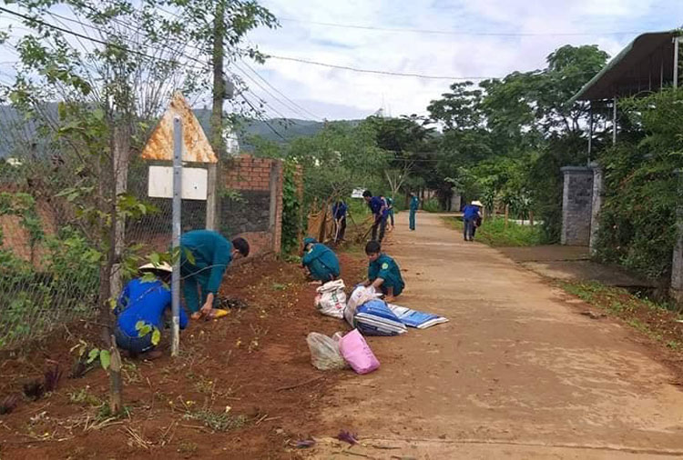 Vận động xây dựng nông thôn mới nâng cao ở Gia Lâm