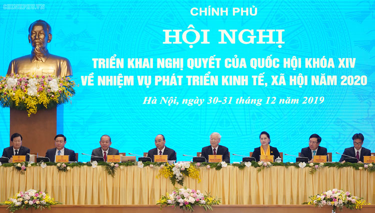 Tổng Bí thư, Chủ tịch nước Nguyễn Phú Trọng; Chủ tịch Quốc hội Nguyễn Thị Kim Ngân tham dự phiên khai mạc cùng các thành viên Chính phủ. Ảnh: Chinhphu.vn