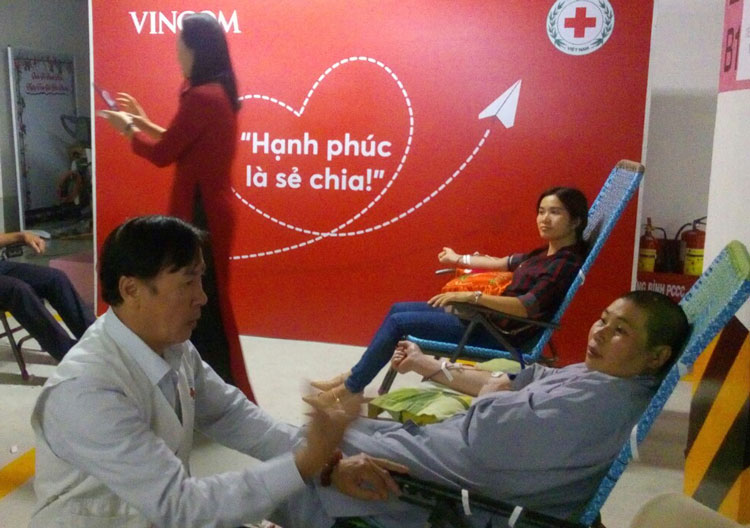Bảo Lộc: Hiến 107 đơn vị máu tại Lễ hội xuân Hồng