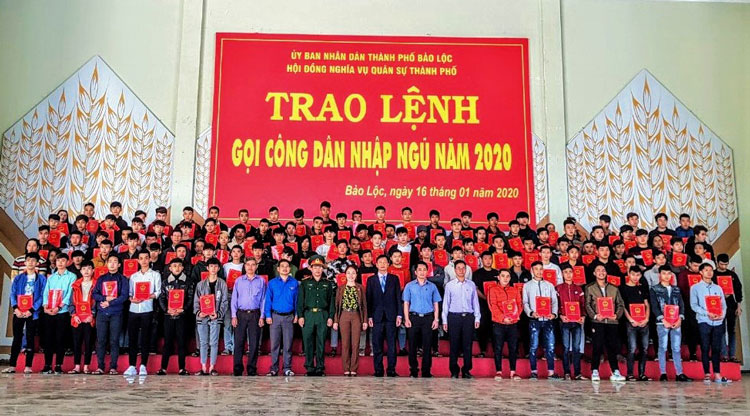 Năm 2020, TP Bảo Lộc có 116 thanh niên nhận lệnh nhập ngũ sẵn sàng lên đường làm nhiệm vụ xây dựng và bảo vệ Tổ quốc
