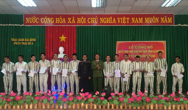 Trại giam Đại Bình giảm án cho gần 500 phạm nhân