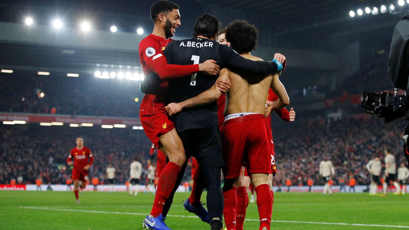 Liverpool đã tiến rất gần đến cúp vô địch khi hơn Man City 16 điểm dù vẫn đấu ít hơn 1 trận.