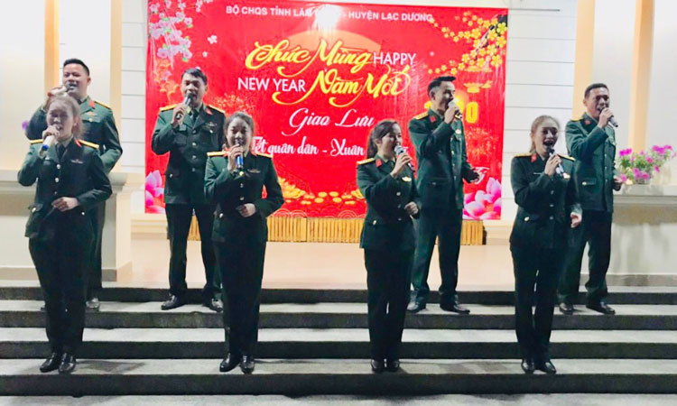 Tiết mục văn nghệ trình diễn tại đêm giao lưu