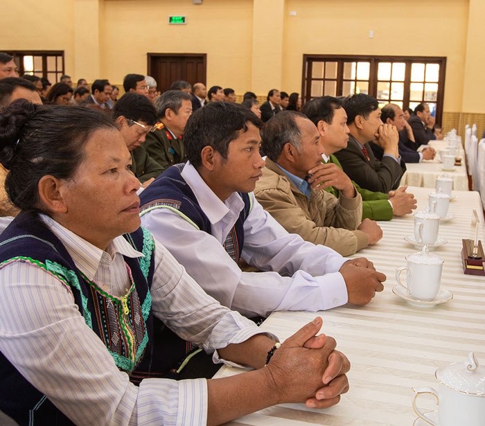 Đại diện các dân tộc dự lễ kỷ niệm