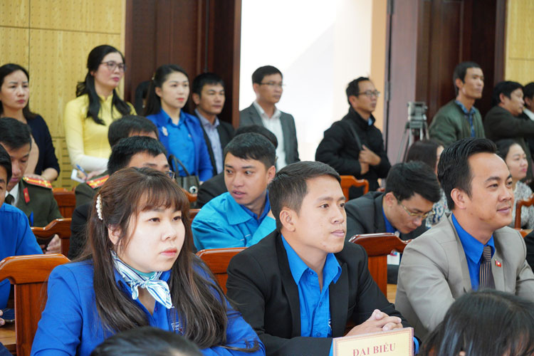 Thế hệ trẻ tham dự lễ kỷ niệm