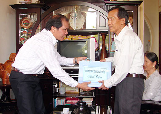 Anh hùng thời chiến - anh hùng thời bình