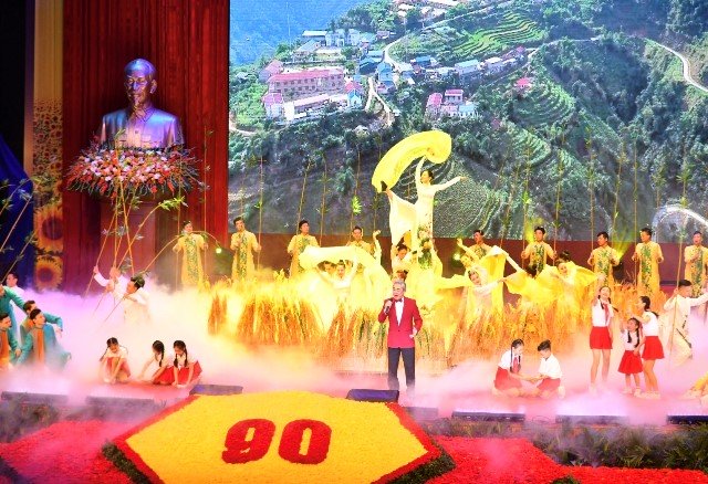 Một tiết mục nghệ thuật tại lễ kỷ niệm