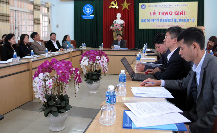 Trực tuyến trao giải Cuộc thi viết về BHXH, BHYT