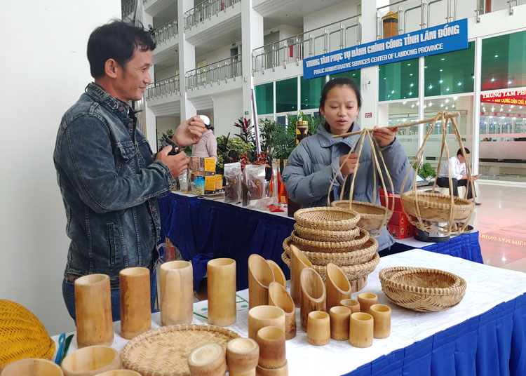Triển khai chương trình &quot;Mỗi xã một sản phẩm&quot;