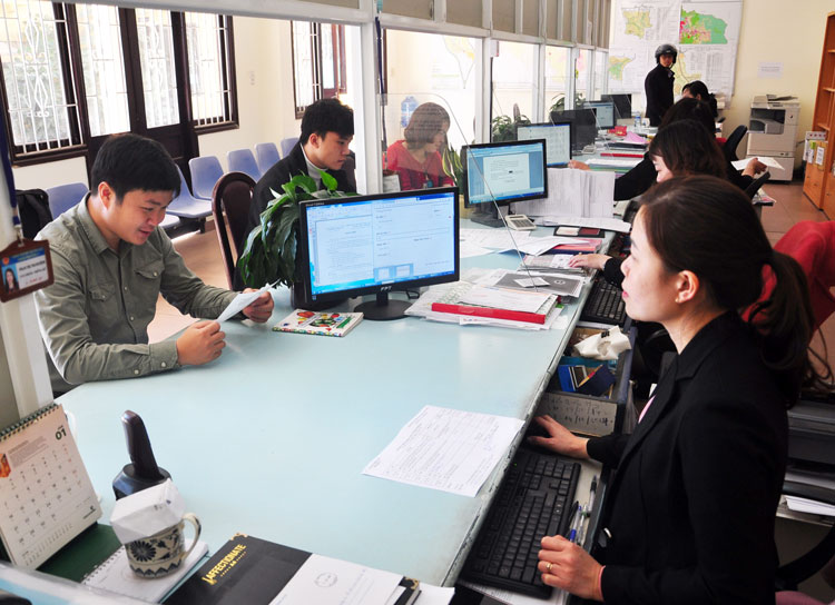 Thực hiện sắp xếp lại thôn, tổ dân phố trong toàn tỉnh