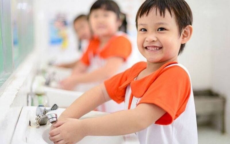 8 khuyến cáo bảo vệ trẻ trước dịch COVID-19 cha mẹ cần nhớ