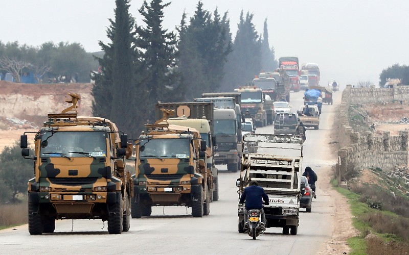 Bị dồn vào thế bí, Thổ Nhĩ Kỳ "tấn công" cả Syria lẫn EU