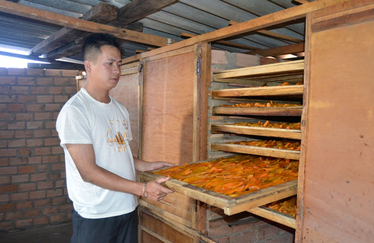Tà Nung: Vững bước trên đường xây dựng quê mới
