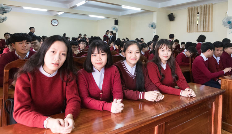 Hiệu quả của phong trào Toàn dân bảo vệ an ninh Tổ quốc trong cơ quan, doanh nghiệp, nhà trường