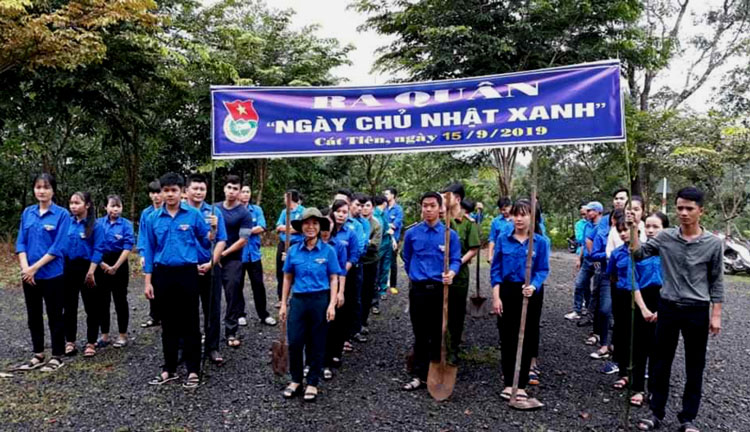 Tuổi trẻ Cát Tiên chung sức xây dựng nông thôn mới
