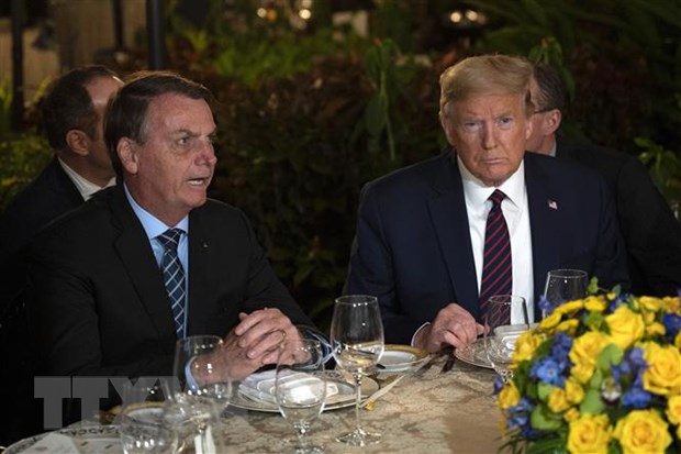 Tổng thống Mỹ Donald Trump âm tính với virus SARS-CoV-2