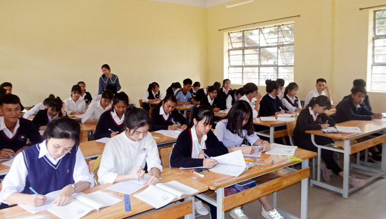 Nỗ lực vượt khó của ngôi trường vùng Loan