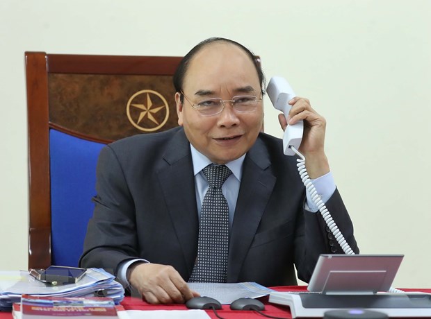 Việt Nam hỗ trợ nhân lực, thiết bị y tế chống dịch cho Lào, Campuchia