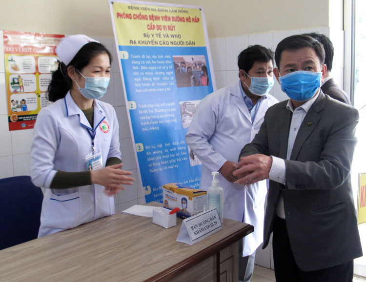 Thêm 17 người vào cách ly, 20 người hết thời gian cách ly y tế