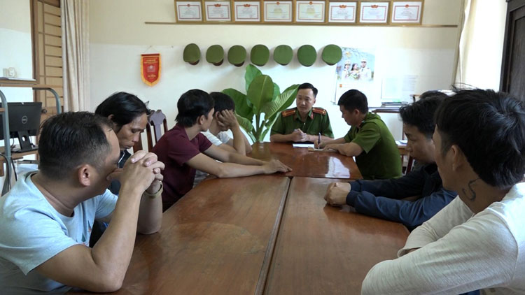 Cát Tiên: Nỗ lực dẹp nạn cờ bạc ở địa bàn giáp ranh
