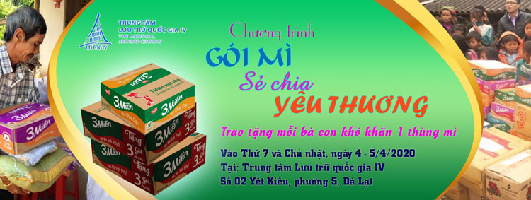 Trung tâm Lưu trữ Quốc gia IV phát quà miễn phí cho người dân gặp khó khăn do dịch Covid-19