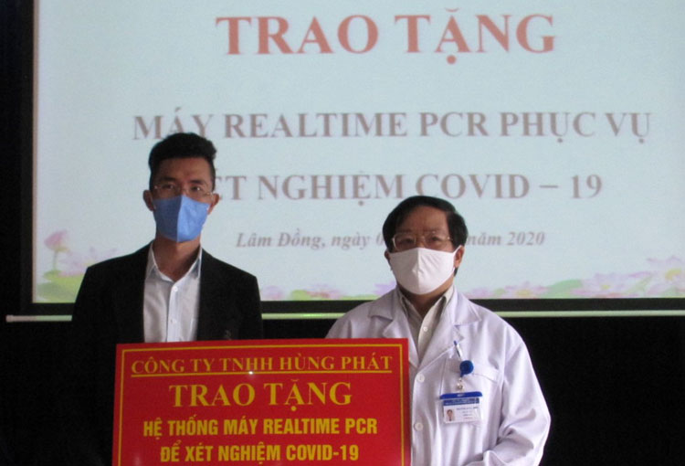 Lâm Đồng tiếp nhận hệ thống máy xét nghiệm SARS-CoV-2