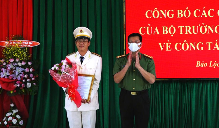 Bổ nhiệm trưởng công an thành phố Bảo Lộc và huyện Đạ Huoai