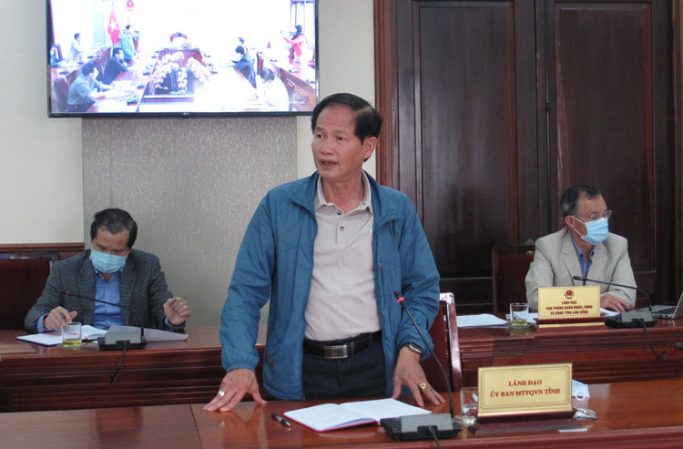 Người dân chỉ ra đường khi thật sự cần thiết