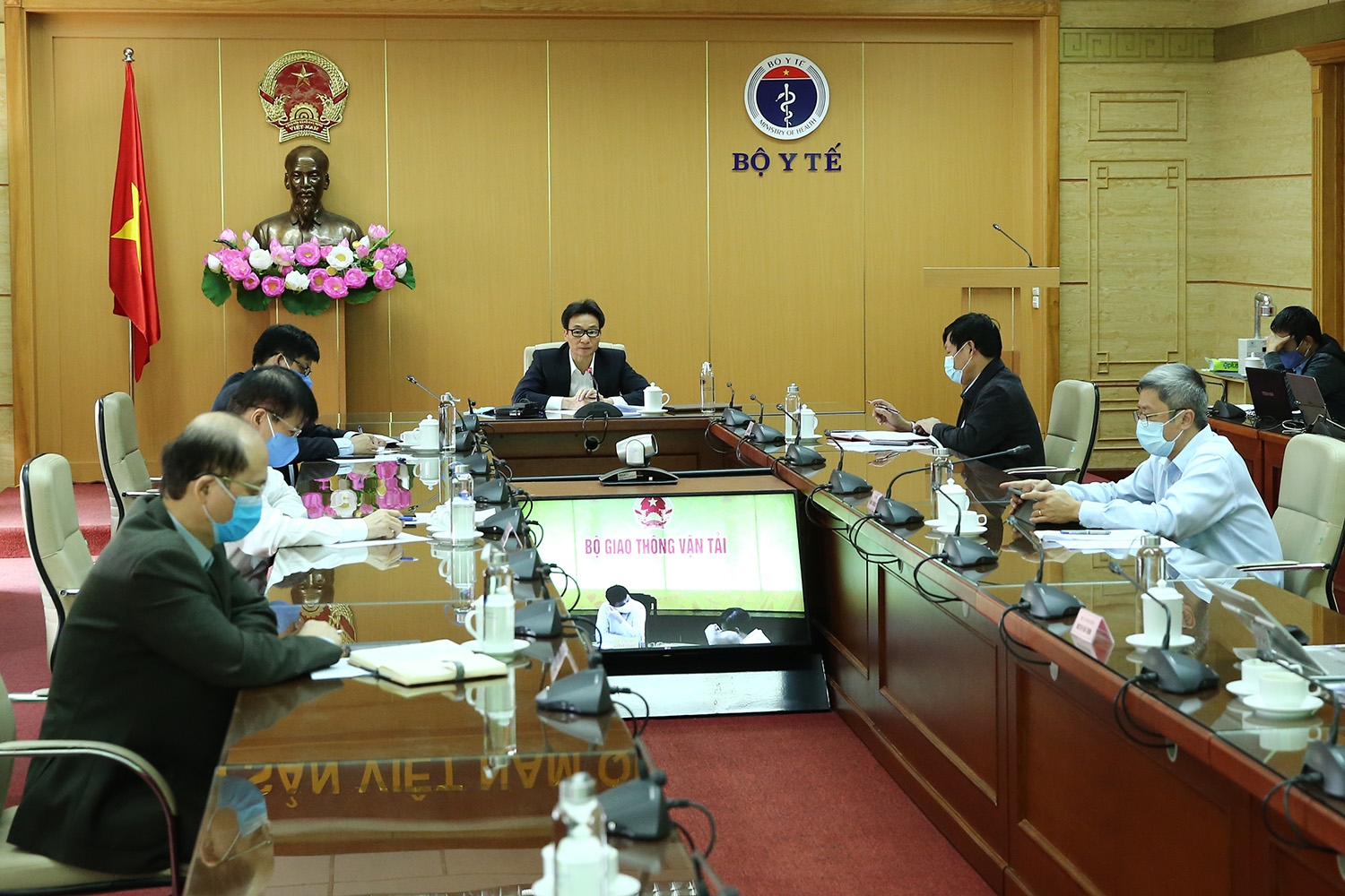 Thống nhất kiến nghị Thủ tướng về việc tiếp tục thực hiện ''cách ly xã hội''