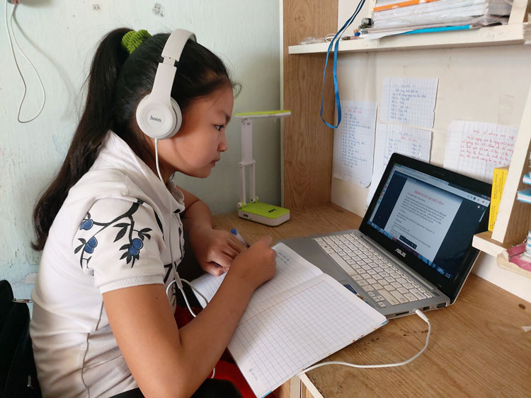 Chủ động phòng chống kẻ xấu xâm nhập vào các lớp học trực tuyến