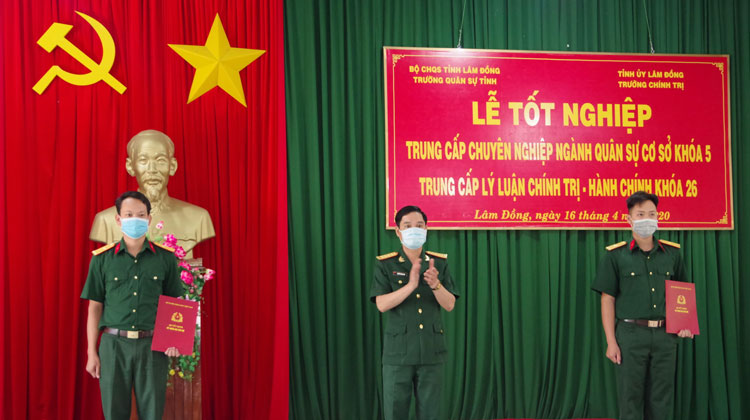 64 học viên tốt nghiệp trung cấp chuyên nghiệp nghành quân sự