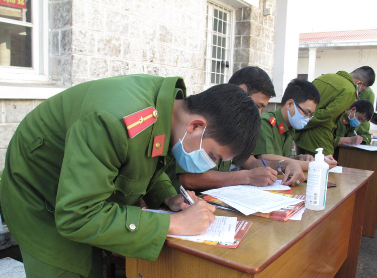 Công an Lâm Đồng khởi động "Hành trình giọt máu nghĩa tình"