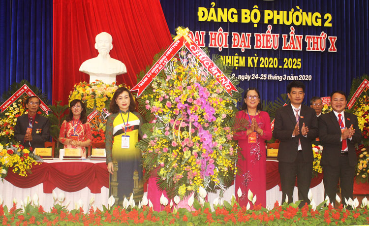 Nâng cao chất lượng du lịch, dịch vụ, đảm bảo trật tự xây dựng, cảnh quan đô thị