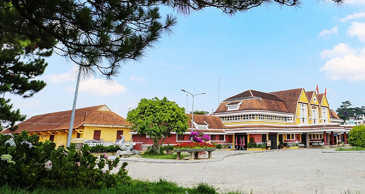 Chợ đêm Đà Lạt và khu điểm du lịch, dịch vụ thể thao trên địa bàn tỉnh được phép hoạt động trở lại. Trong ảnh, Khu du lịch Nhà ga Đà Lạt sẽ được mở cửa đón khách trở lại trong một vài ngày tới