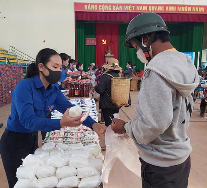 Nhiều hoạt động hỗ trợ các hoàn cảnh khó khăn bị ảnh hưởng bởi dịch Covid-19
