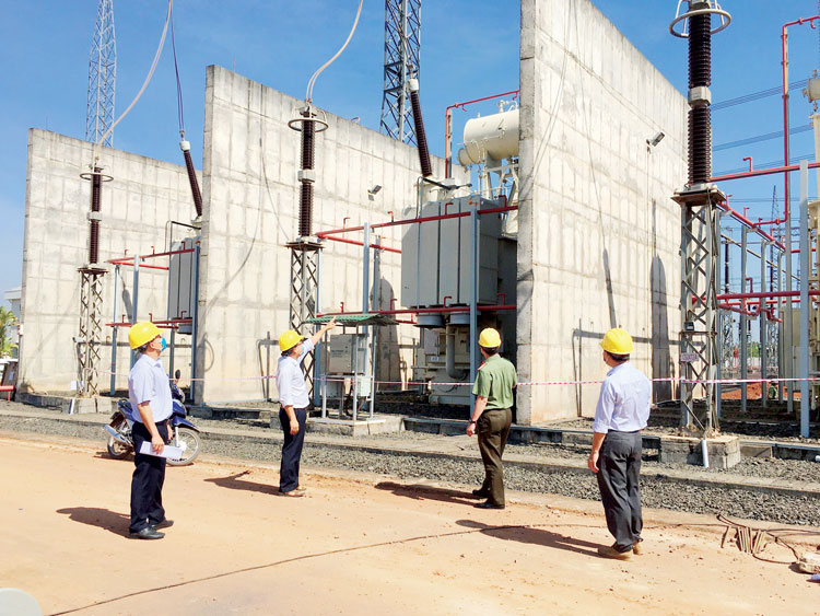 Nỗ lực đảm bảo an ninh, an toàn hệ thống truyền tải điện khu vực