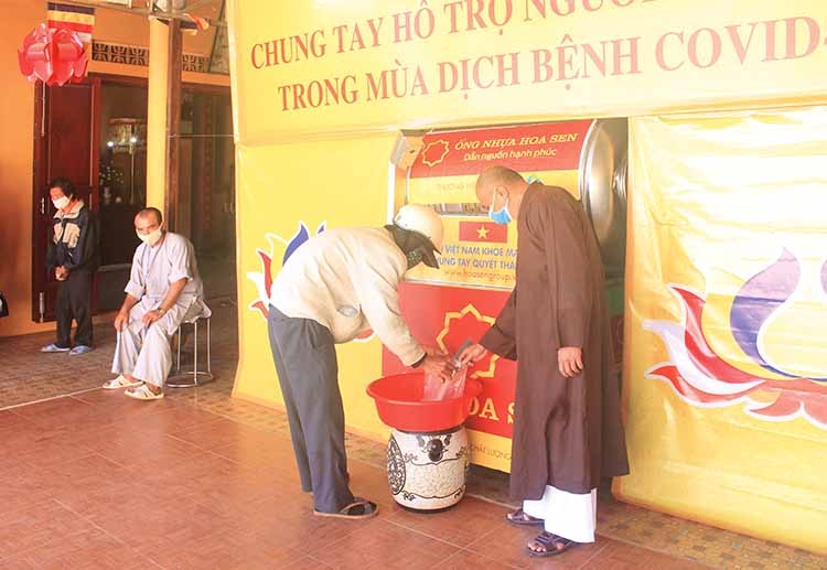 Phát huy tinh thần &quot;Từ bi - bác ái&quot; chung tay làm tốt an sinh xã hội