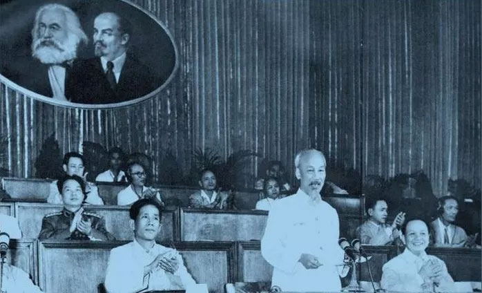 Tư tưởng, đạo đức, phong cách Hồ Chí Minh là di sản vô cùng quý báu của toàn Ðảng, toàn dân ta (*)