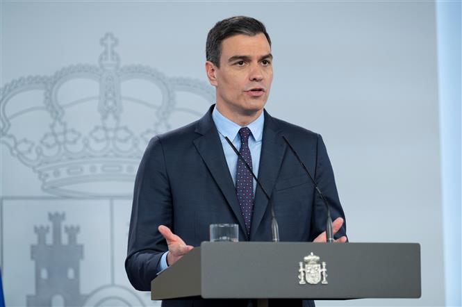 Thủ tướng Tây Ban Nha Pedro Sanchez tại cuộc họp báo về dịch COVID-19 ở Madrid, Tây Ban Nha, ngày 9/5/2020