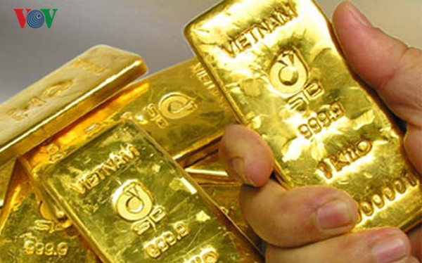 Giá vàng trong nước tiếp tục tăng mạnh chiều 18/5