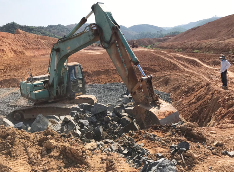 Nước về trên những dòng kênh xanh